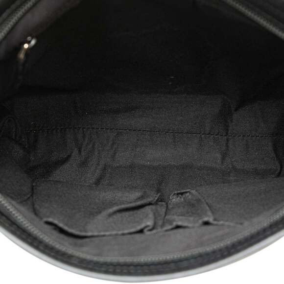 GUCCI Black Leather Shoulder Bag - Picture 8 of 13